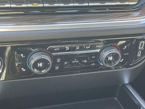 Used 2023 Chevrolet Silverado 1500 LT image 23