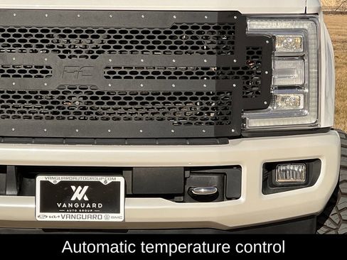 Used 2019 Ford F350 Platinum w/ Platinum Ultimate Package image 11