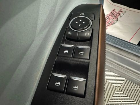 Used 2022 Ford Maverick Lariat FWD image 37