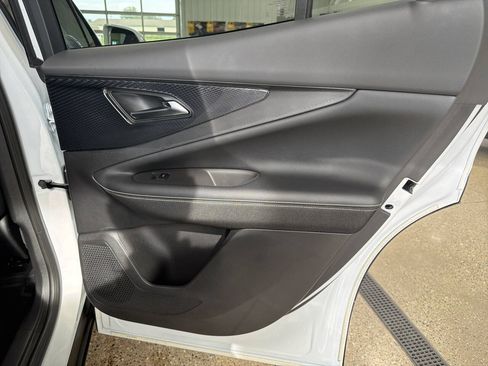 Used 2024 Chevrolet Blazer EV LT AWD/4WD image 28