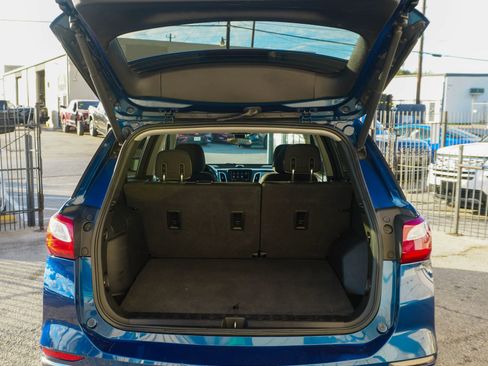 Used 2020 Chevrolet Equinox LT image 12