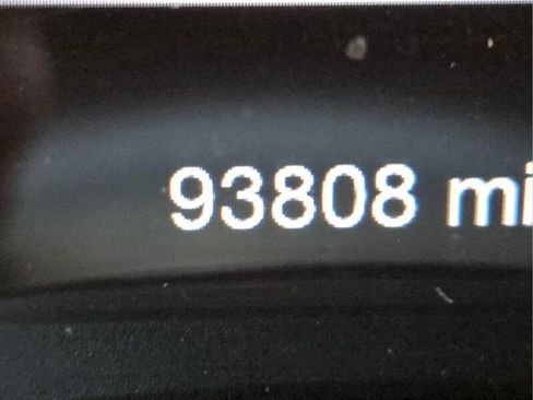 Used 2019 Jeep Grand Cherokee Limited RWD image 34