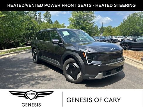 Used 2024 Kia EV9 Wind AWD/4WD image 1