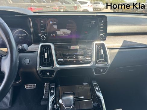 Used 2022 Kia Sorento SX Prestige AWD/4WD image 20