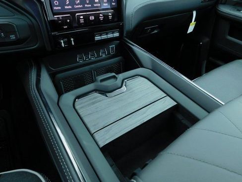 New 2026 RAM 2500 Limited AWD/4WD image 20