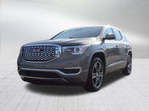 Used 2019 GMC Acadia Denali w/ Technology Package image 7