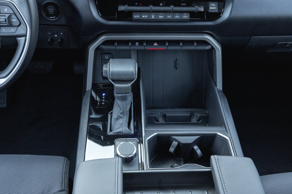 New 2026 Toyota Tundra SR5 RWD image 12