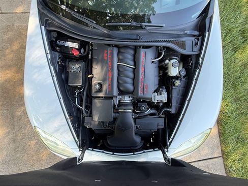 Used 2013 Chevrolet Corvette Coupe w/ 3LT Preferred Equipment Group RWD image 59