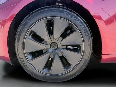 Used 2025 Tesla Model 3 RWD image 15