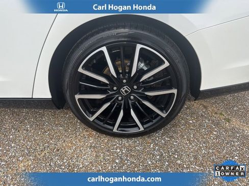 Used 2023 Honda Accord Touring image 9