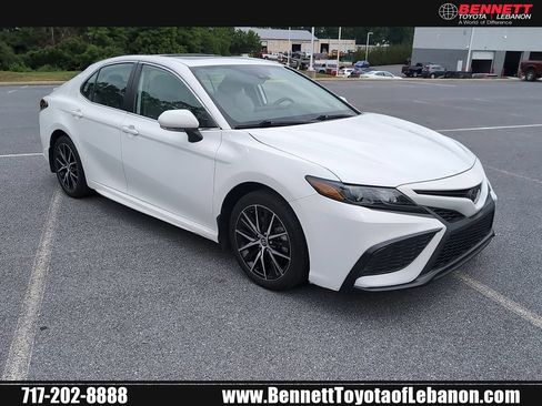 Certified 2023 Toyota Camry SE w/ Cold Weather Package FWD image 1