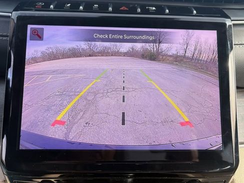 Used 2022 Jeep Grand Cherokee Limited image 28