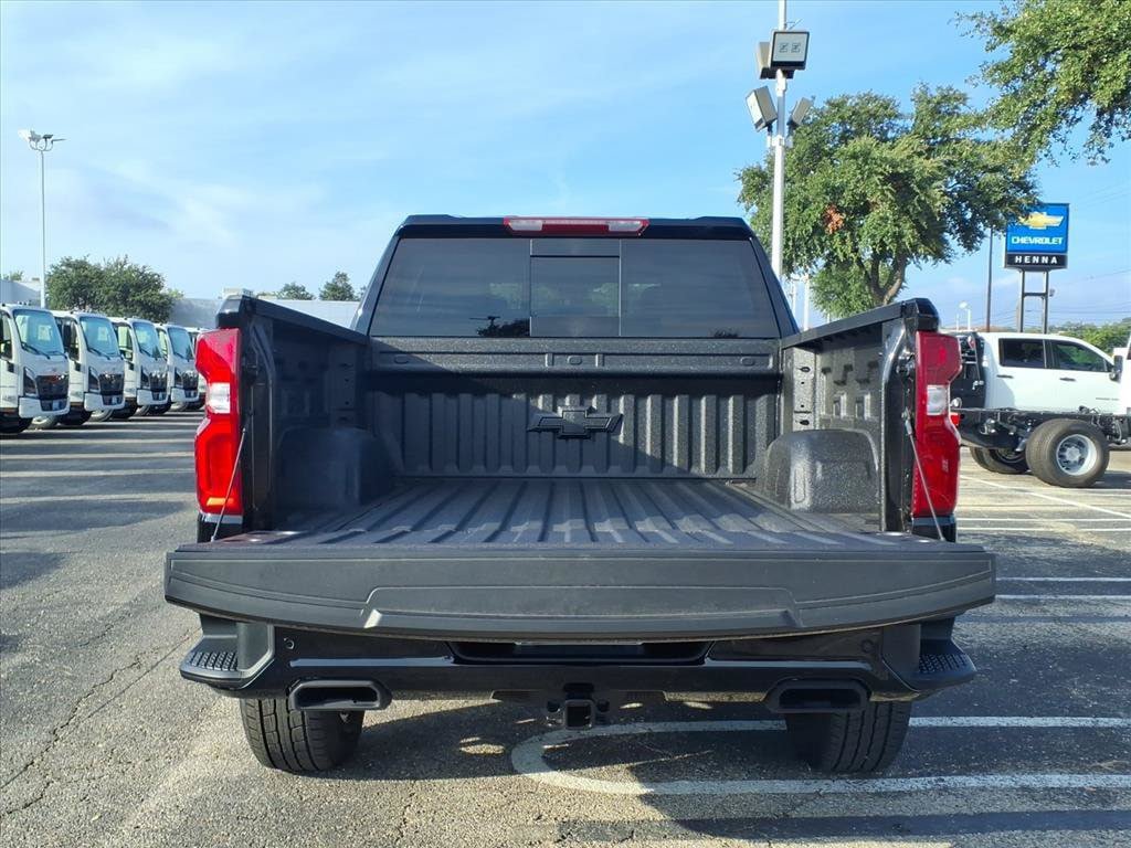 New 2026 Chevrolet Silverado 1500 RST w/ Redline Edition RWD image 12