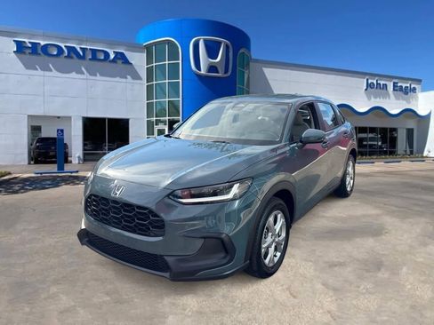 Used 2025 Honda HR-V LX image 1