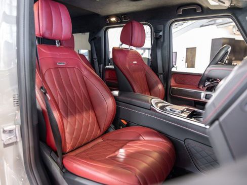 Used 2025 Mercedes-Benz G 63 AMG 4MATIC image 41