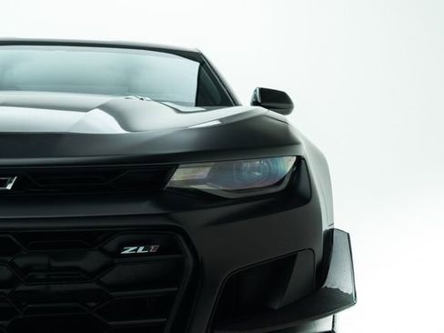 Used 2019 Chevrolet Camaro ZL1 image 7
