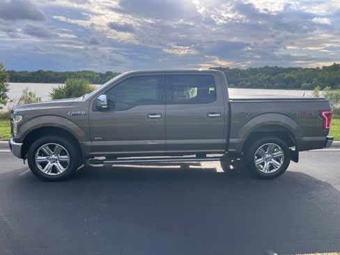 Used 2015 Ford F150 XLT w/ Equipment Group 302A Luxury AWD/4WD image 3