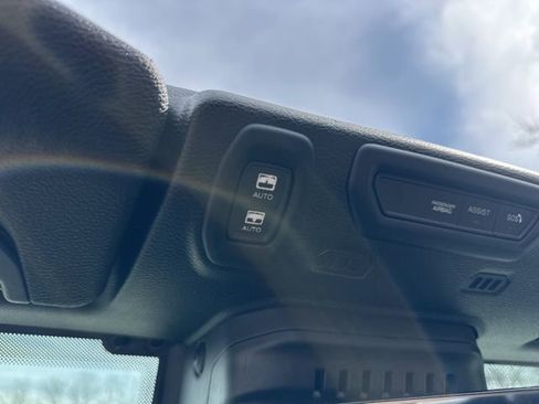 Used 2022 Jeep Wrangler Unlimited Rubicon w/ LED Lighting Group image 24