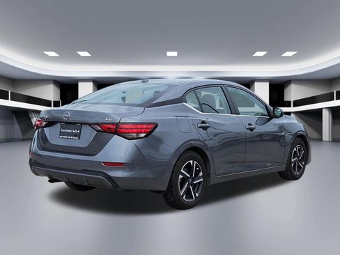 Used 2024 Nissan Sentra SV image 6