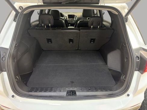 Used 2020 Chevrolet Equinox LT w/ Sport Edition AWD/4WD image 18