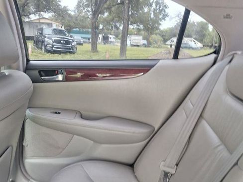 Used 2003 Lexus ES 330 FWD image 4