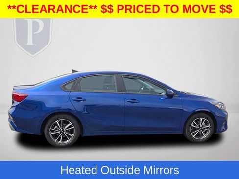 Used 2024 Kia Forte LXS w/ LXS Technology Package FWD image 5