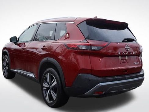 Used 2023 Nissan Rogue SV image 7