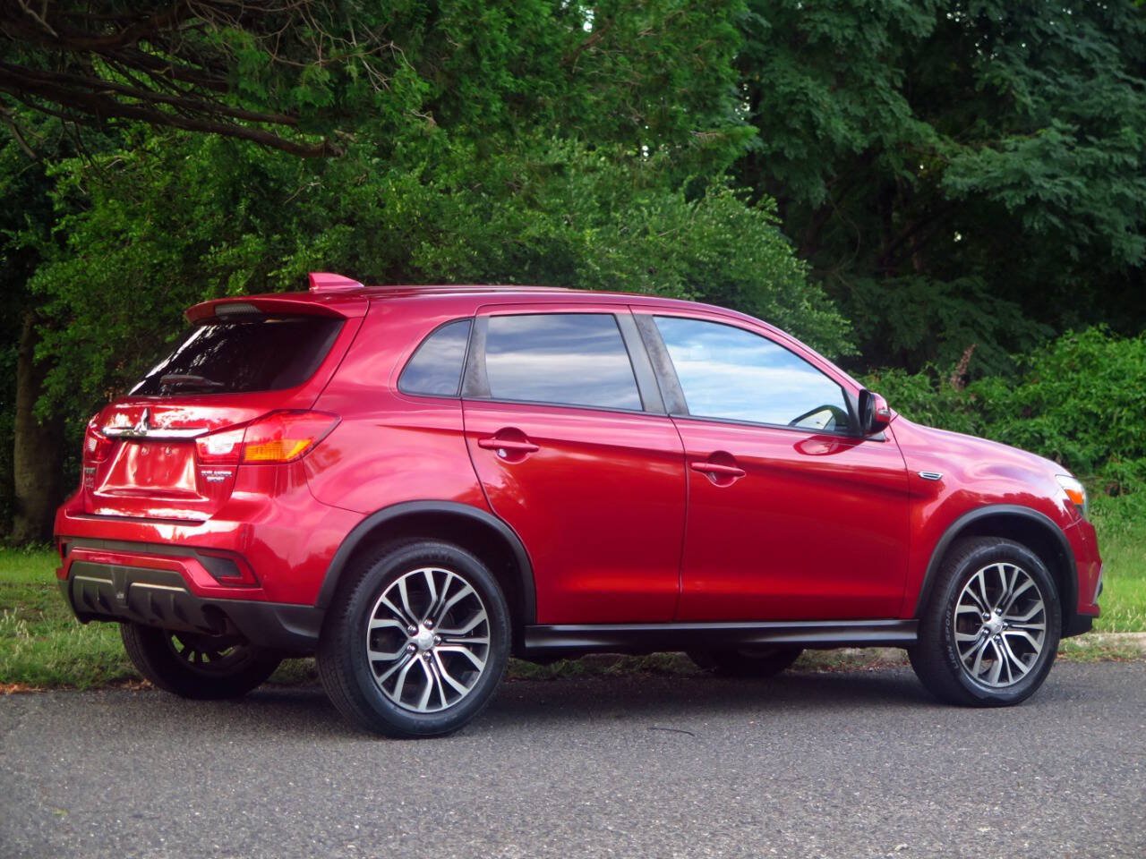 Used 2019 Mitsubishi Outlander Sport ES FWD image 4