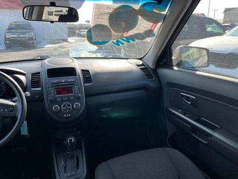 Used 2013 Kia Soul Base image 35