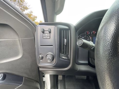 Used 2019 GMC Sierra 3500 4x4 Crew Cab w/ Sierra Convenience Package image 16