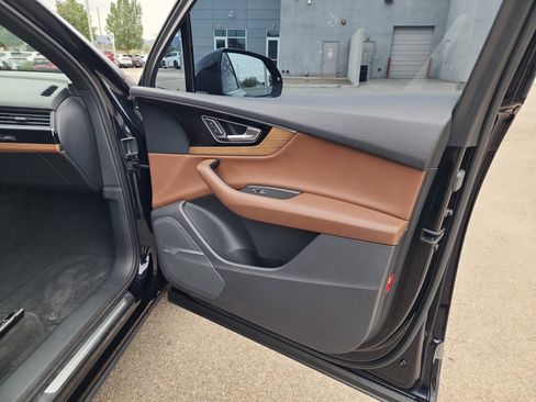 Used 2017 Audi Q7 2.0T Premium Plus w/ Premium Plus Package image 16