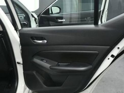 Used 2021 Nissan Altima 2.5 S FWD image 14