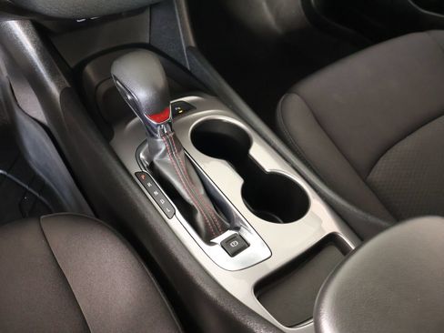 Used 2025 Chevrolet Malibu RS FWD image 7