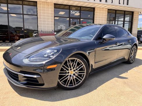 Used 2018 Porsche Panamera 4 AWD/4WD image 2