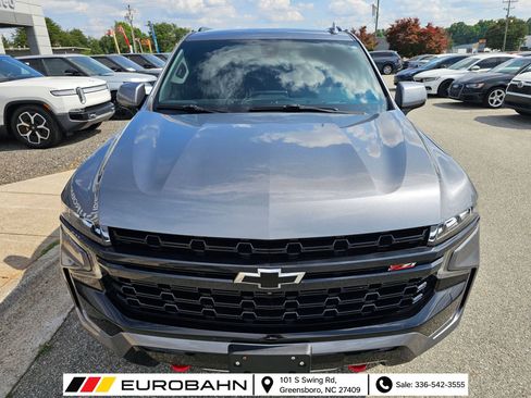 Used 2022 Chevrolet Tahoe Z71 w/ Z71 Off-Road Package AWD/4WD image 9