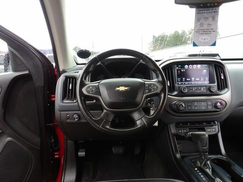 Used 2017 Chevrolet Colorado Z71 image 26