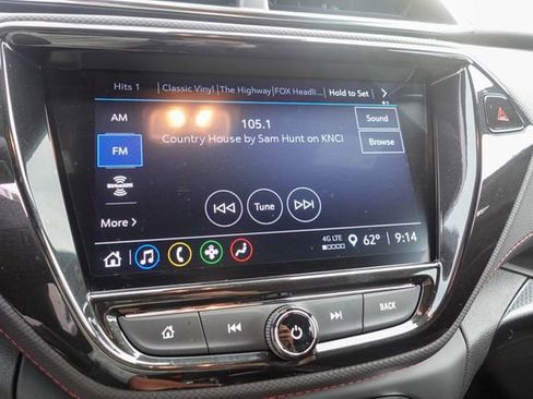 Used 2023 Chevrolet TrailBlazer RS w/ Sun and Liftgate Package image 17