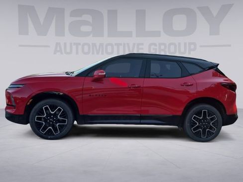 Used 2023 Chevrolet Blazer RS w/ Enhanced Convenience Package AWD/4WD image 2