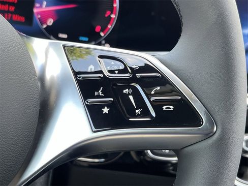 Certified 2025 Mercedes-Benz GLA 250 4MATIC image 29