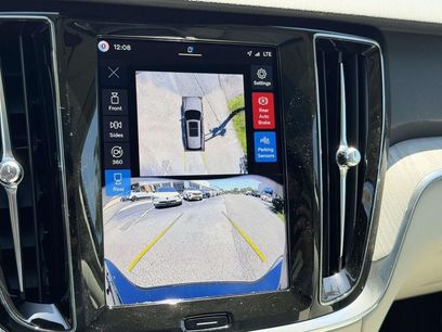 New 2026 Volvo V60 B5 Cross Country Plus w/ Climate Package
