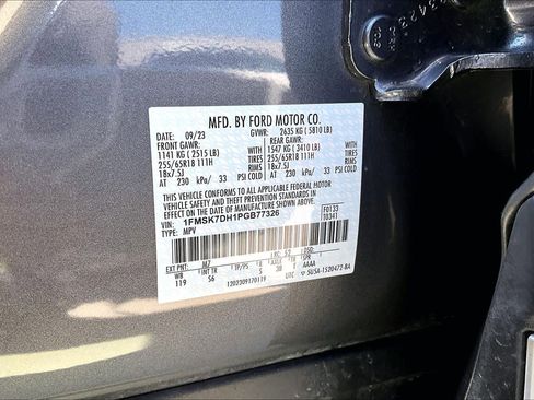 Used 2023 Ford Explorer XLT w/ Equipment Group 202A RWD image 33