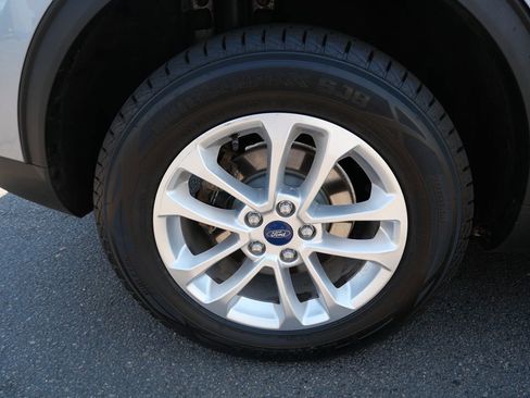 Used 2022 Ford Escape SE w/ Cold Weather Package AWD/4WD image 33