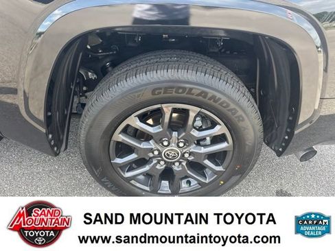Used 2022 Toyota Tundra Platinum w/ Advanced Package RWD image 11