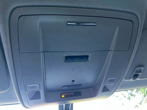 Used 2015 GMC Sierra 1500 SLE w/ SLE Value Package image 27