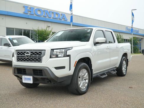 Used 2023 Nissan Frontier SV w/ Technology Package AWD/4WD image 1