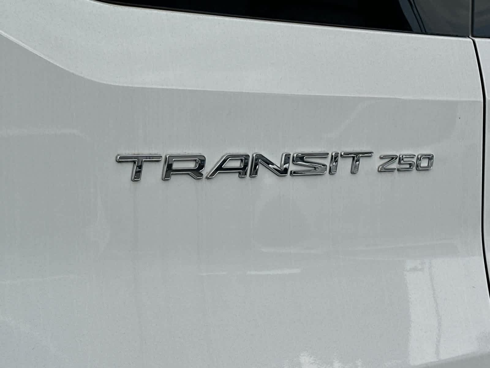 Used 2024 Ford Transit 250 148 Medium Roof RWD image 10