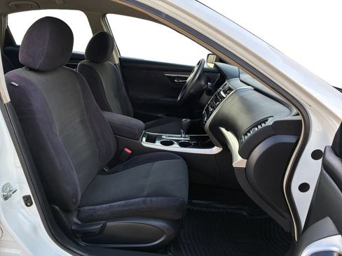 Used 2013 Nissan Altima 2.5 S FWD image 17