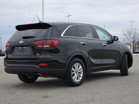 Used 2019 Kia Sorento L image 15