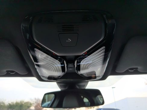 Used 2020 BMW 330i 330i w/ Convenience Package image 32