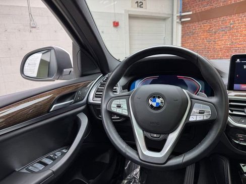 Certified 2023 BMW X4 xDrive30i w/ Premium Package image 13